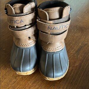 Nautica Kids Tan and Gray Rain Boots